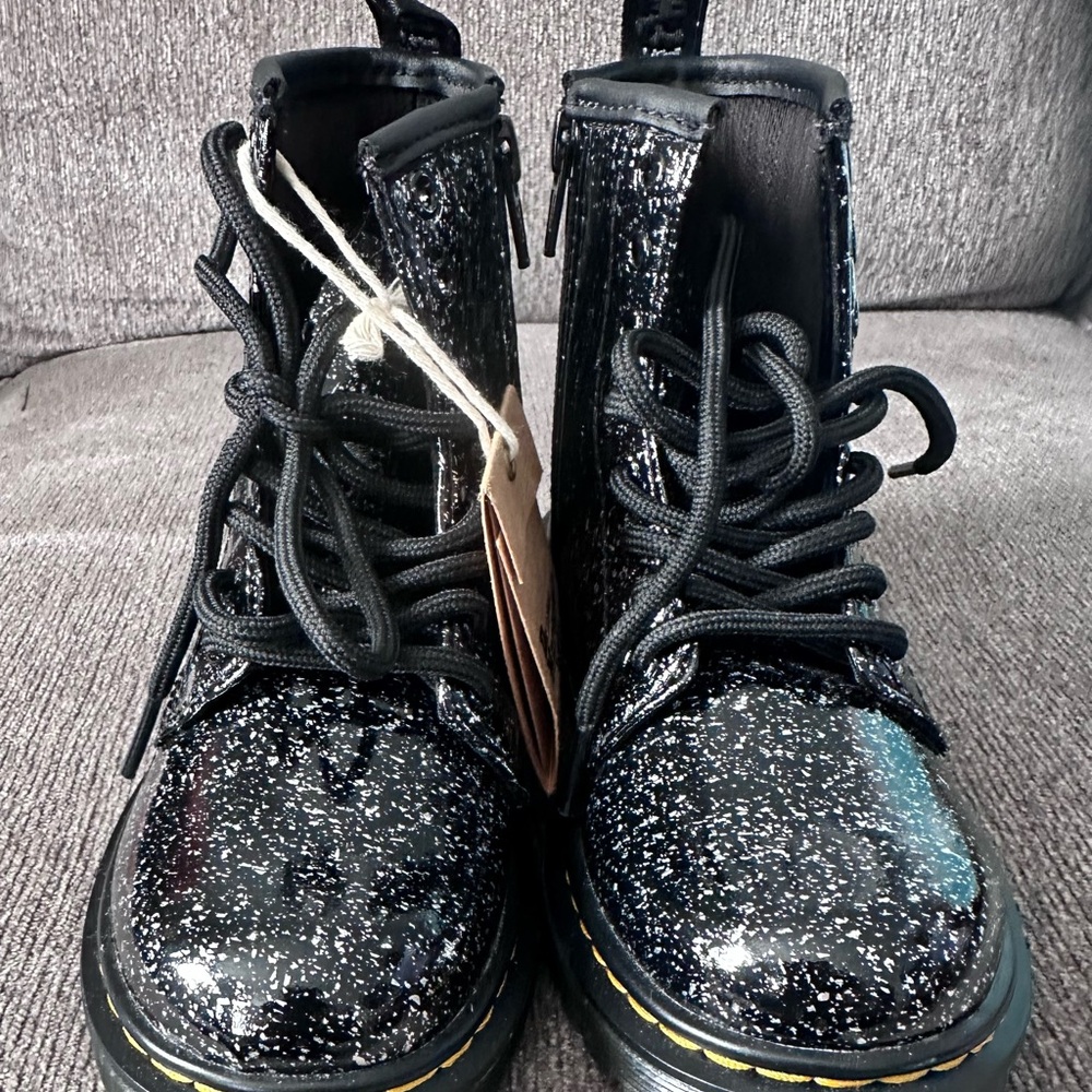 New with tag Dr. Martens Kid's glitter black boots size 12T